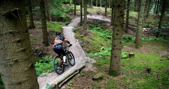 mountainbiker i søhøjlandet